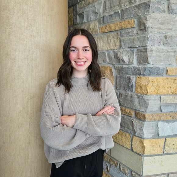 Meet your Posher, Zoe - Picture 1 of 1